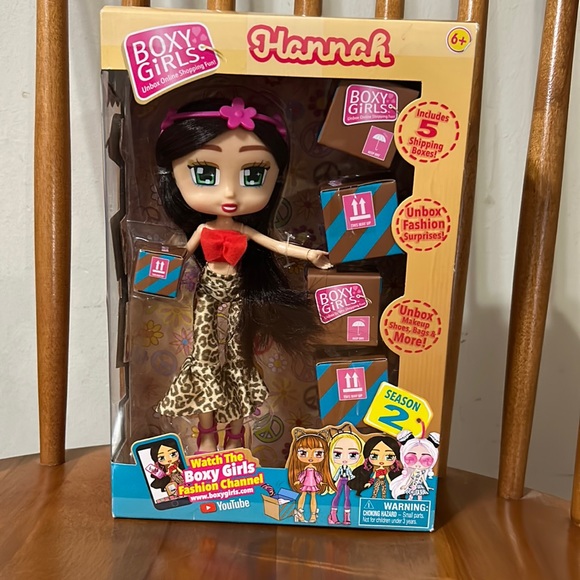 Boxy Girls Doll Hannah. Season 2 Fashion Doll with 5 Online packages to unbox. - Picture 1 of 5